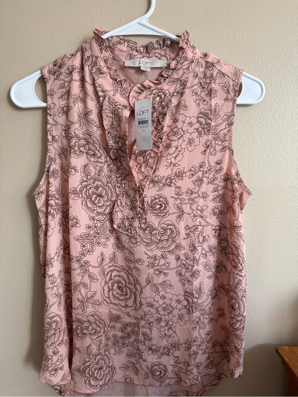 LOFT Pink Floral Toile Blouse Sleeveless Ruffle Neck Top Women’s XS NWT